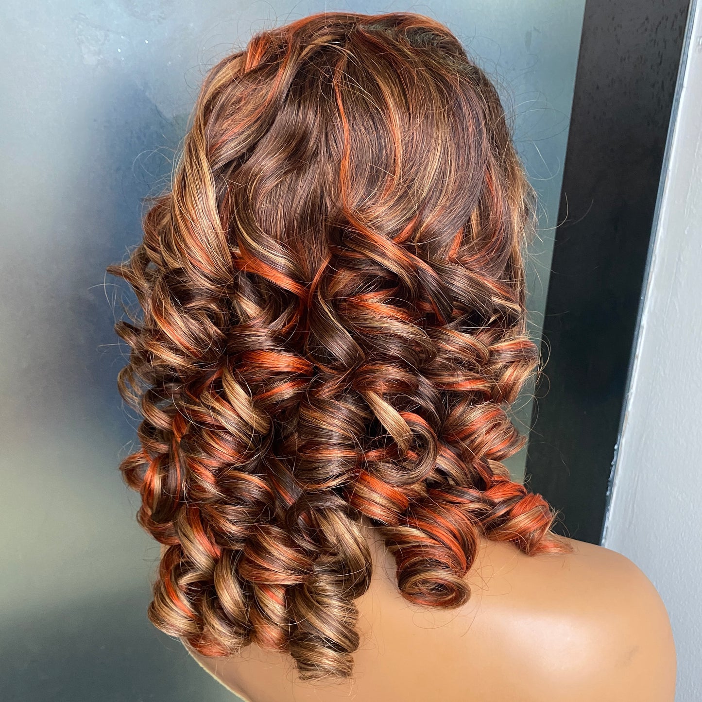 Highlight Color 180% Density Fumi Curly 13x4 Transparent Lace Frotnal Wig 16 Inch