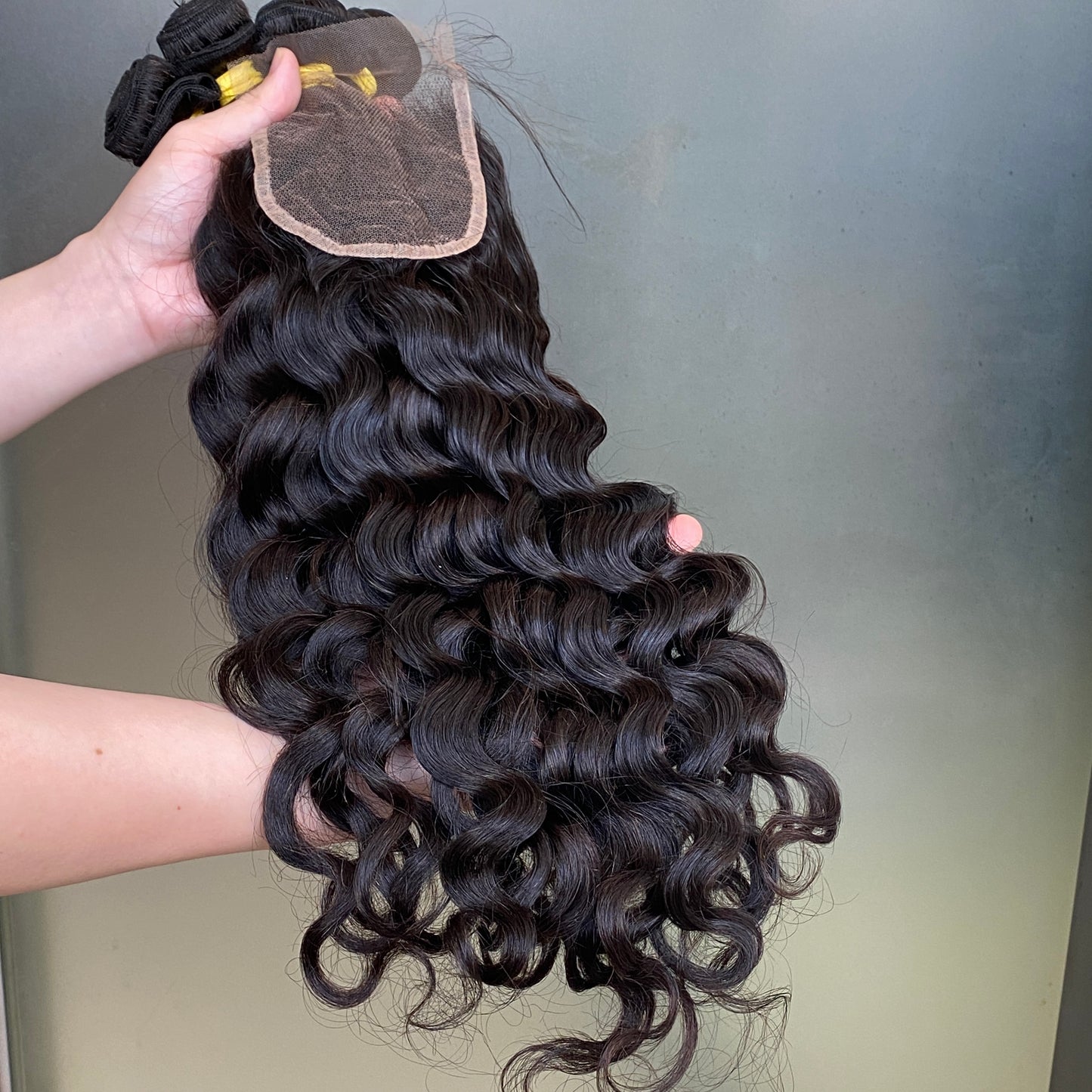 Premium Raw Virgin Remy natural wave 3 pcs bundles with 4x4 Transparent lace closure