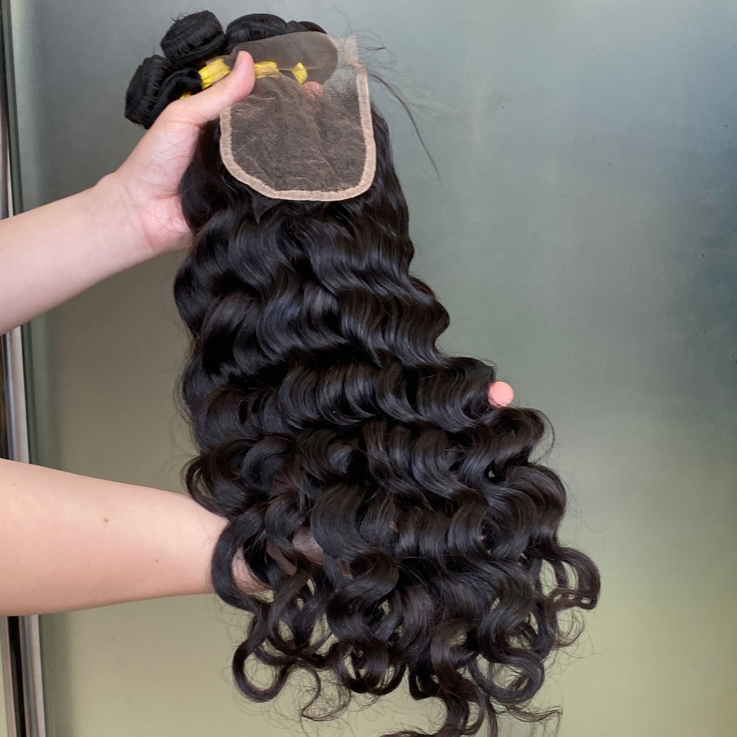 Premium Raw Virgin Remy natural wave 3 pcs bundles with 4x4 Transparent lace closure