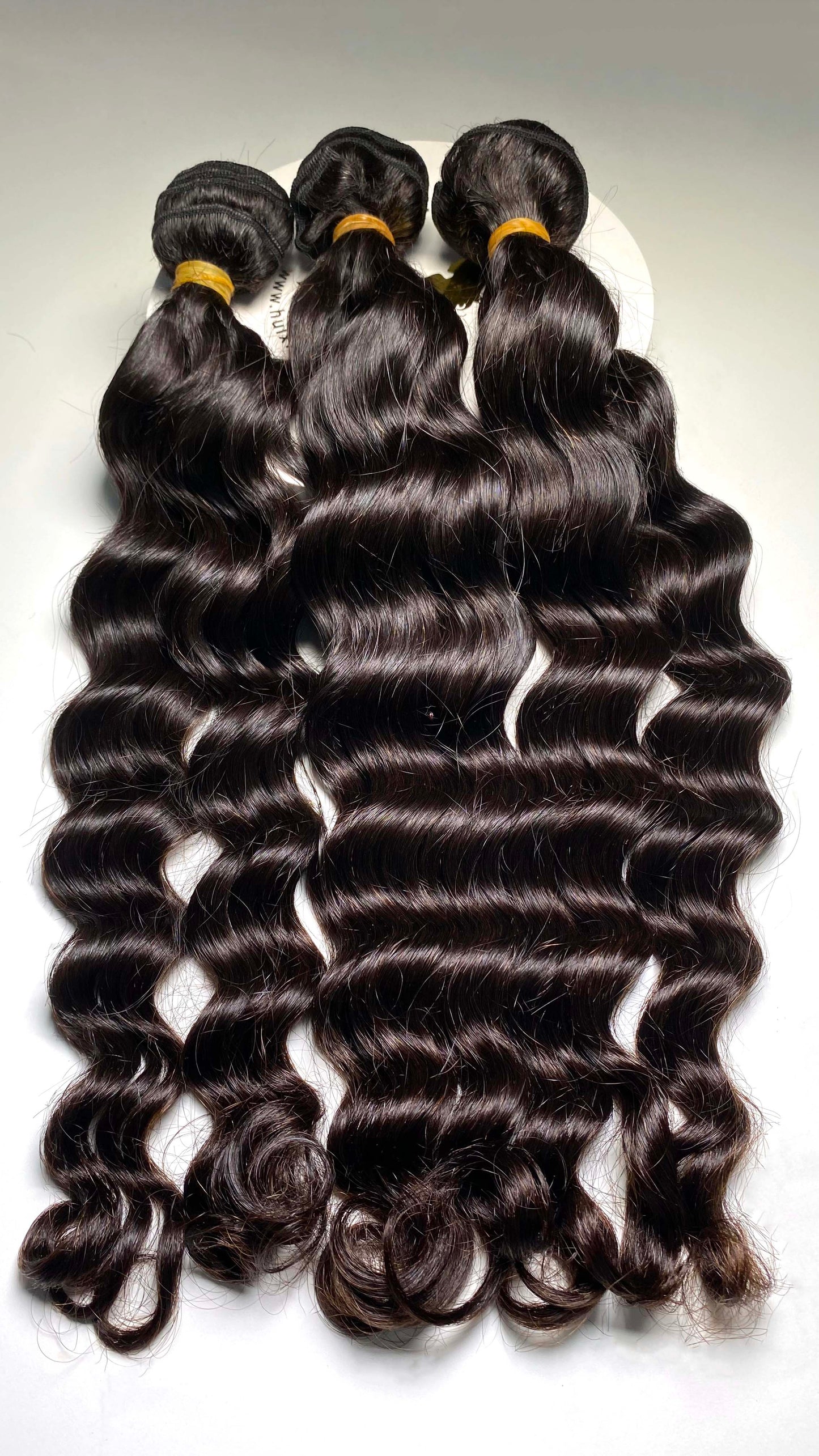 Premium Quality natural wave hair 3 bundles with a lace closure