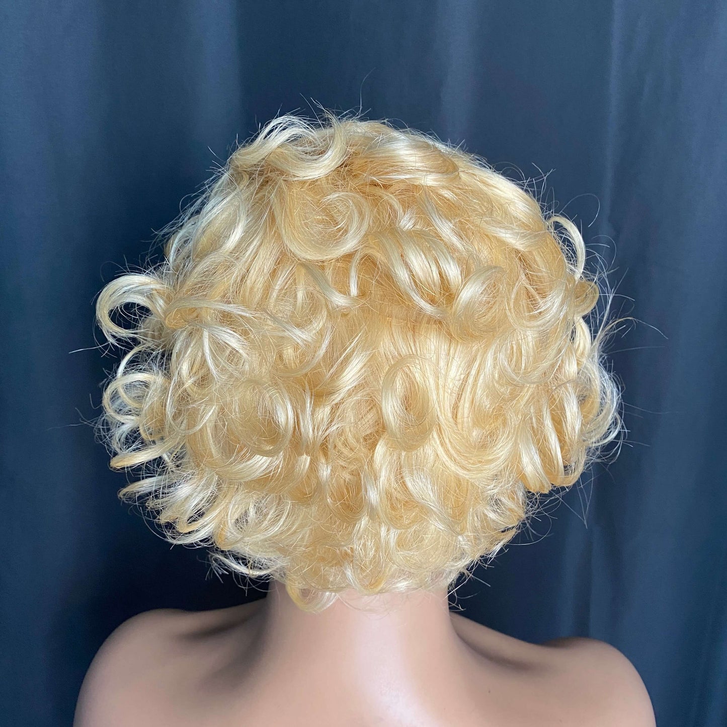 613 blonde body wave T Part wig